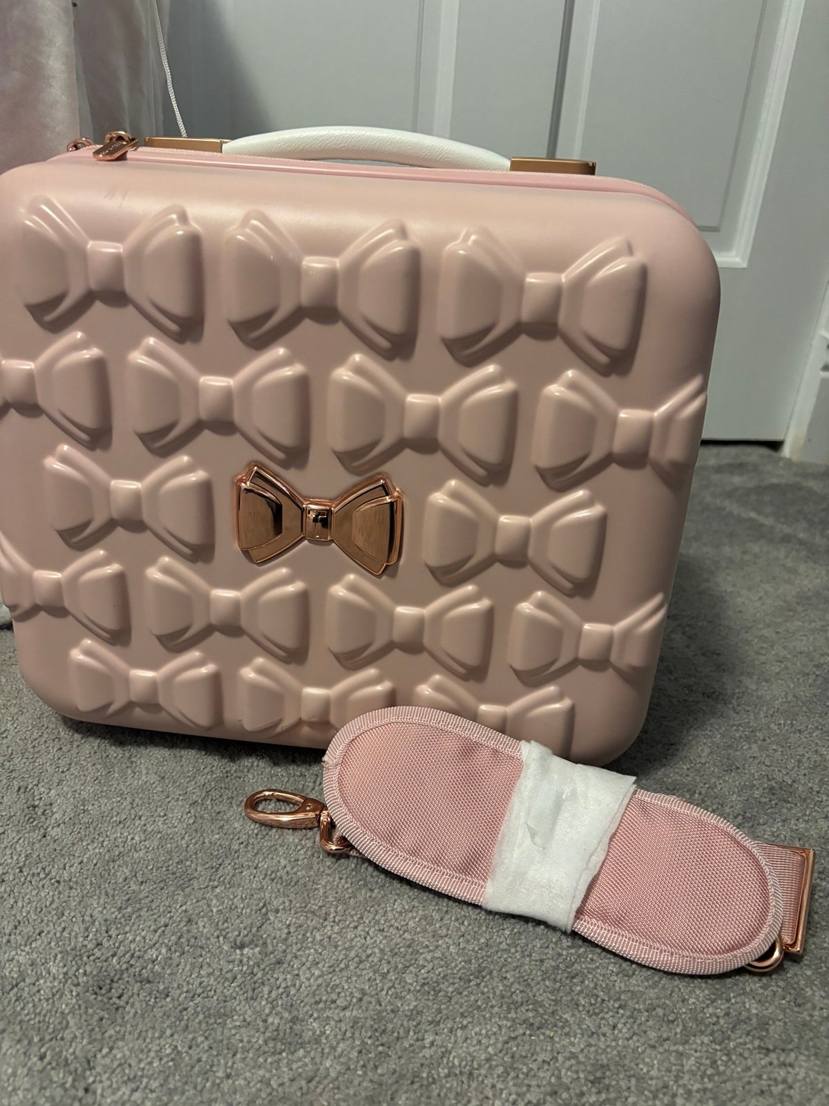 Ted Baker Beau Vanity Case