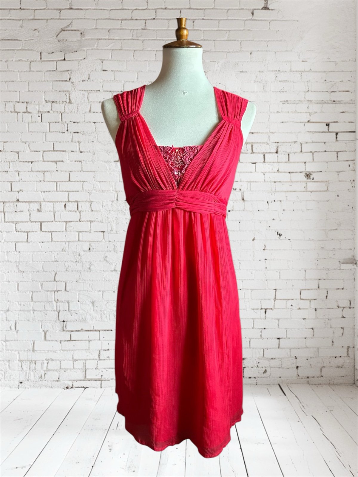 New】RYETENDER V-neck Vest CHELSEA VEST red