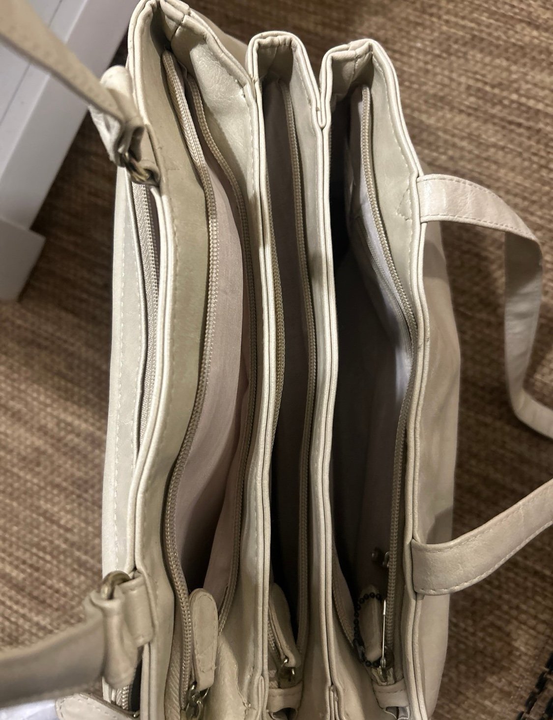 Collection purse