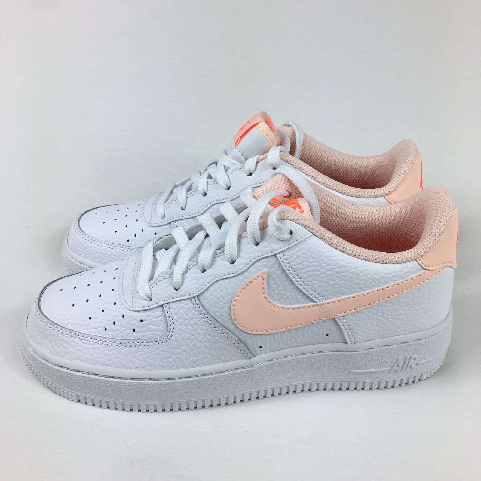 Nike Air Force 1 White Hyper Crimson GS Basketball Shoes youth 6Y=7.5wmn new
