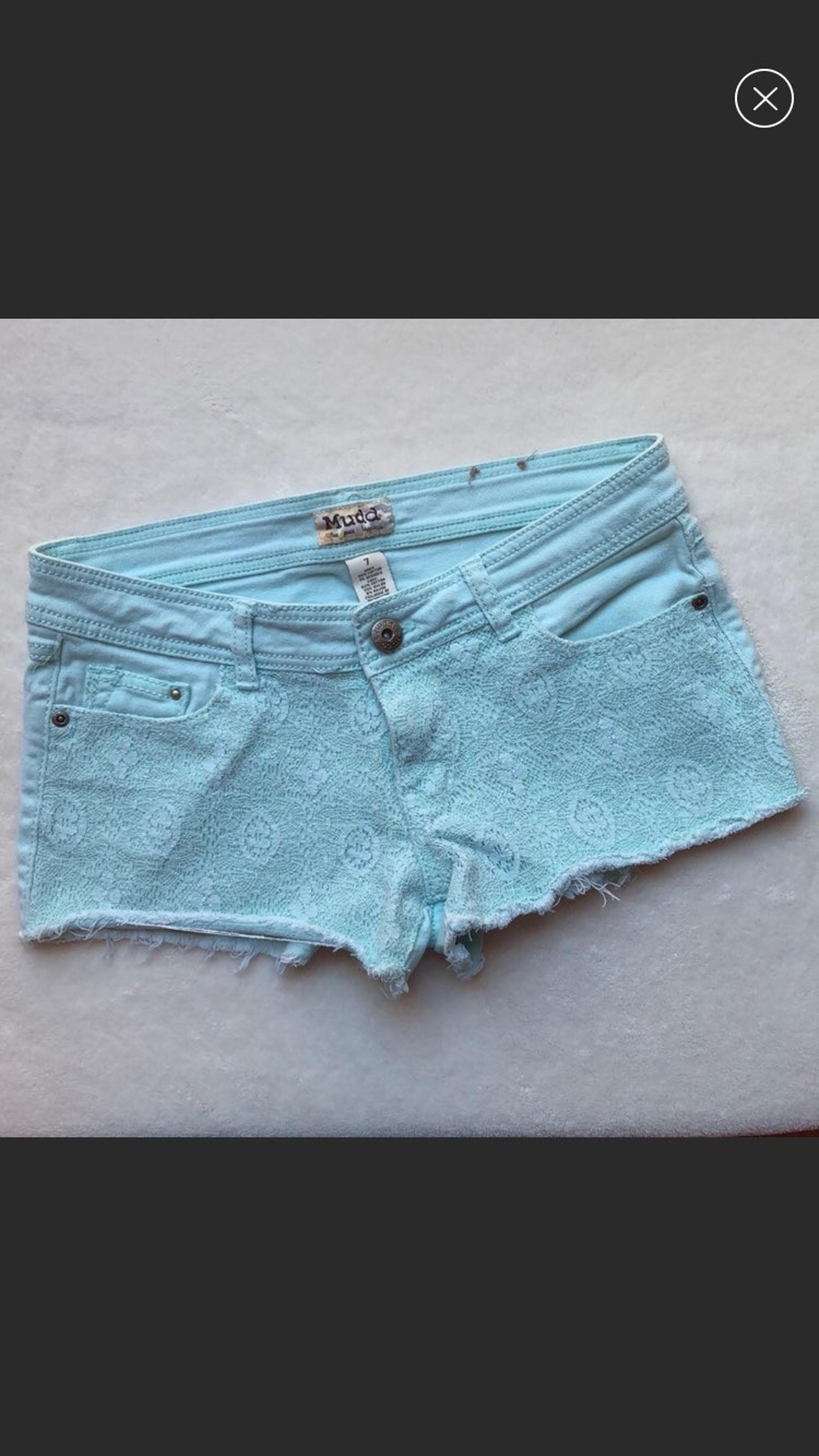 Mudd mint green denim lace shorts size 7