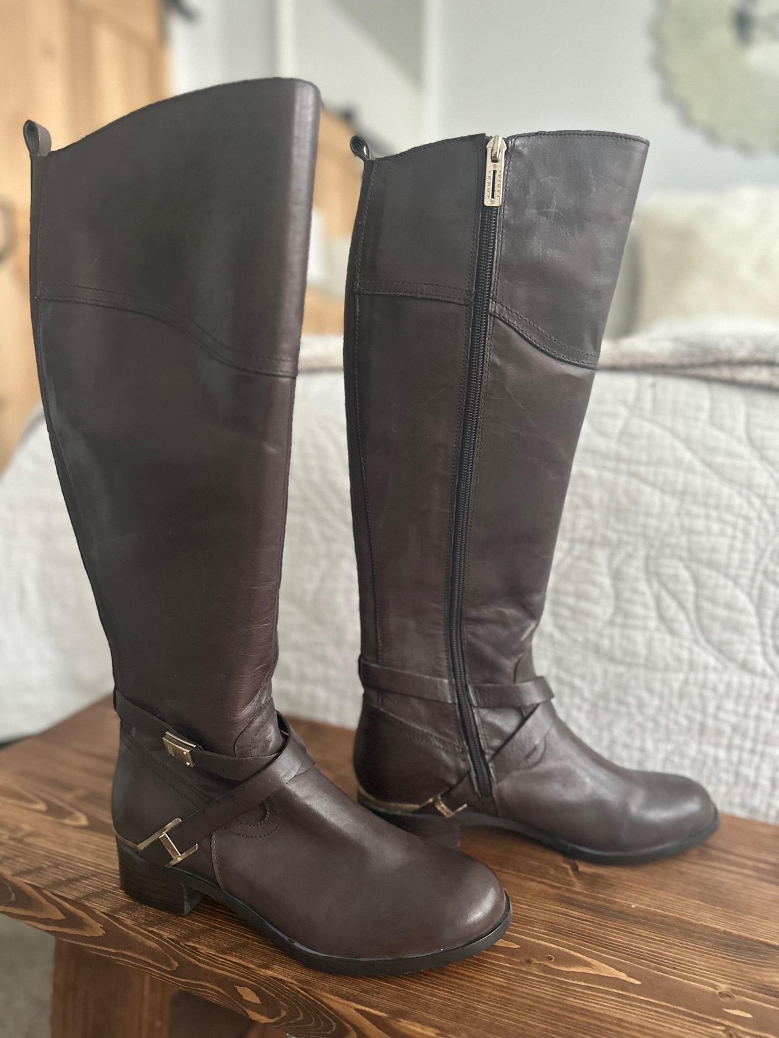 Ivanka Trump brown leather knee boots 7.5