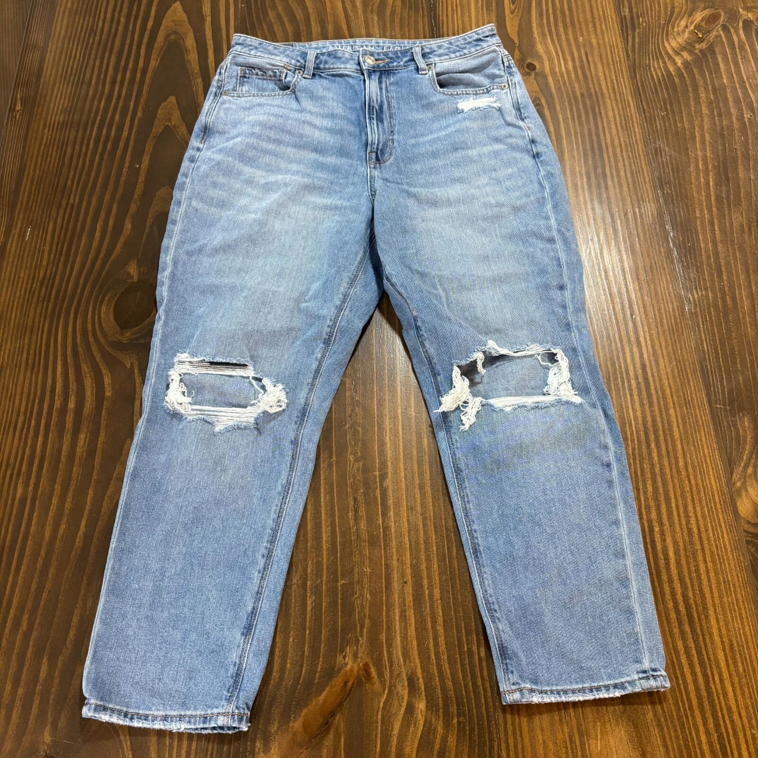 American Eagle Women's Size 10 Distressed Jeans Crop Fit Denim