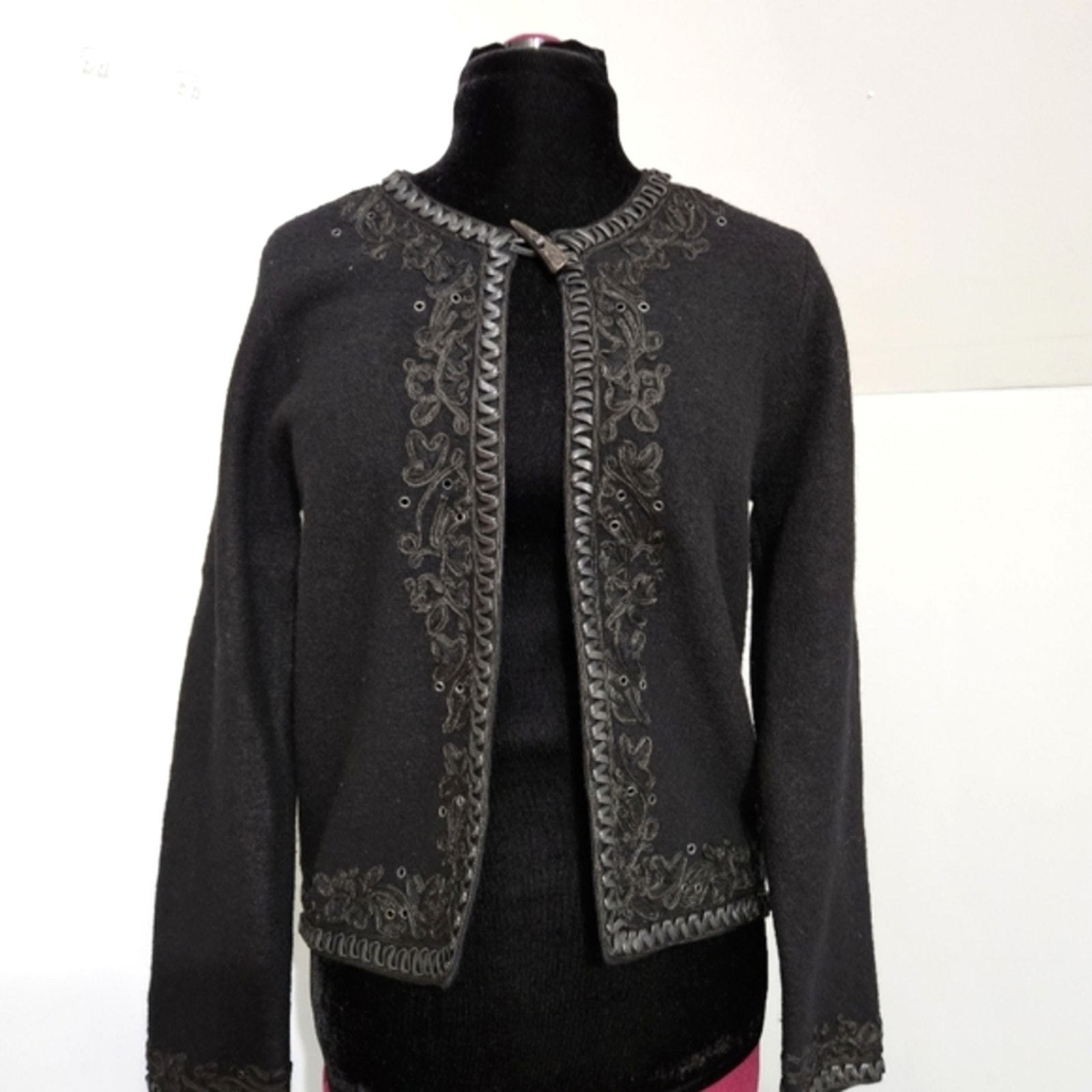 Oscar de la Renta Leather Toggle Closure Grommet Detail Black Open Blazer M