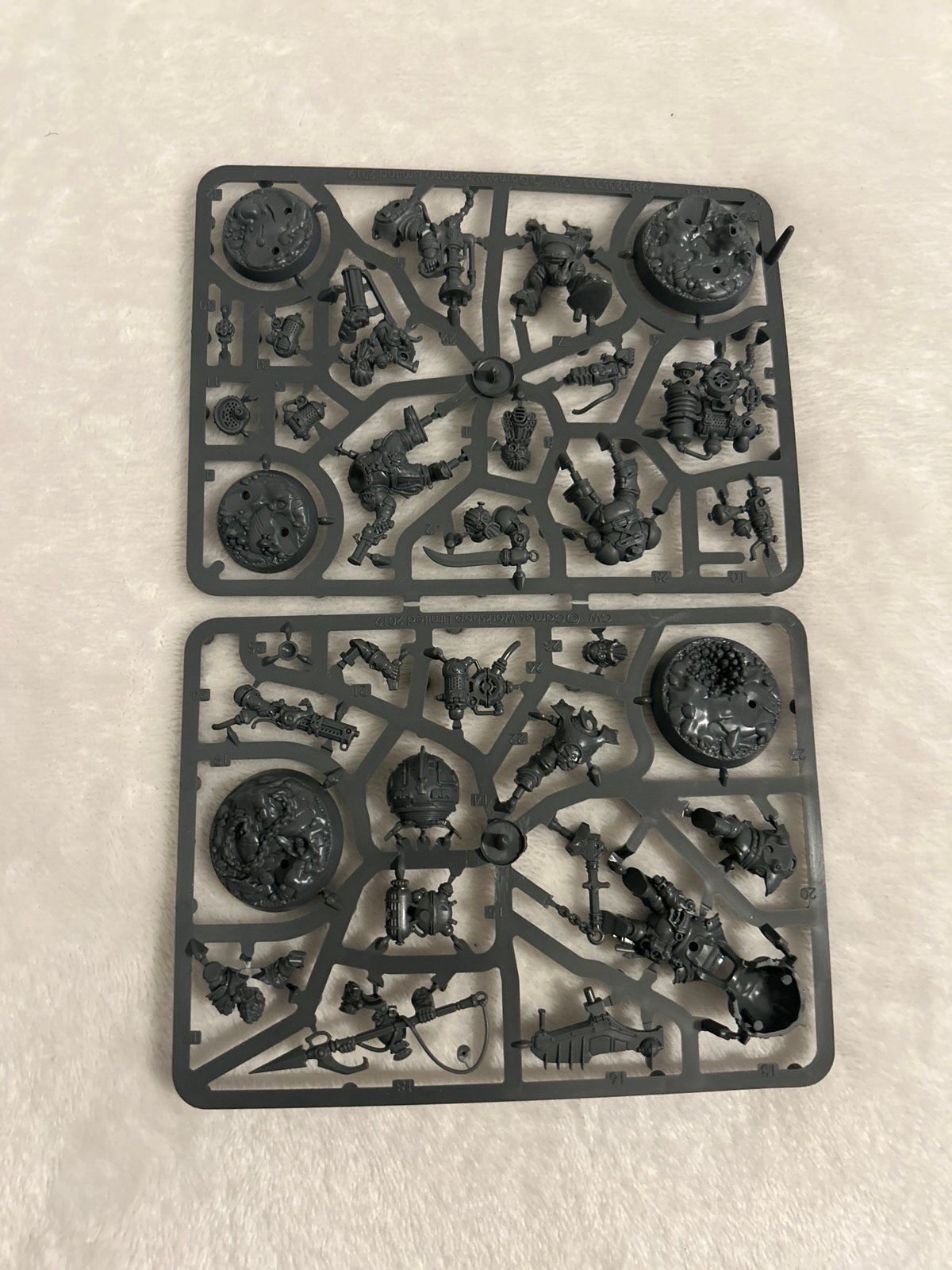 Warhammer age of sigmar miniatures