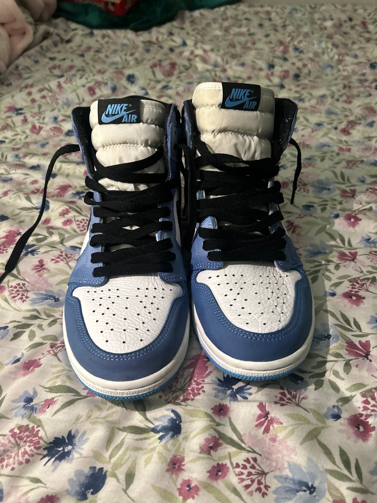 Nike Air Jordan 1 Retro High OG Shoes