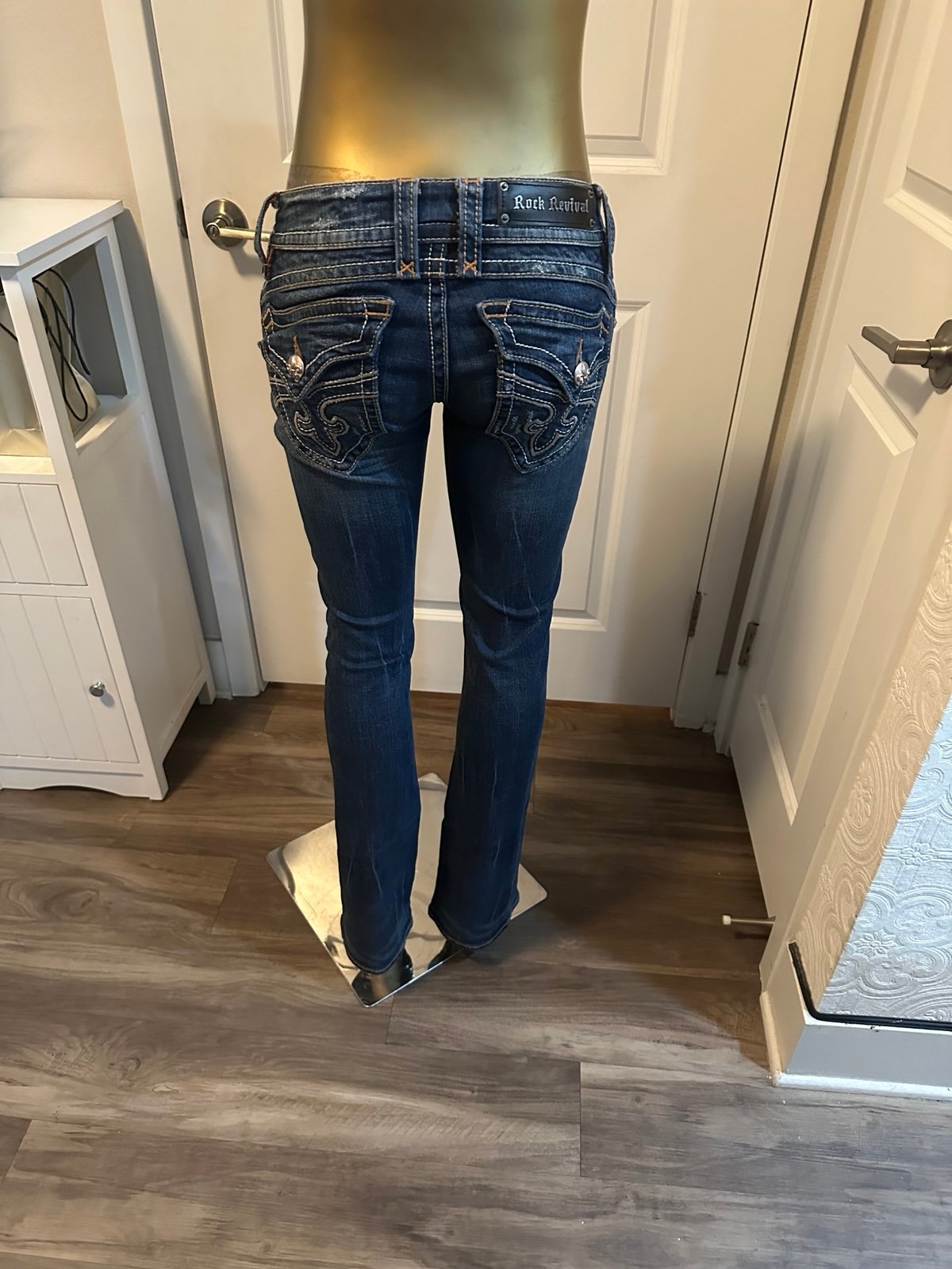 Rock Revival Women's Low Rise Blue Jeans sz 25