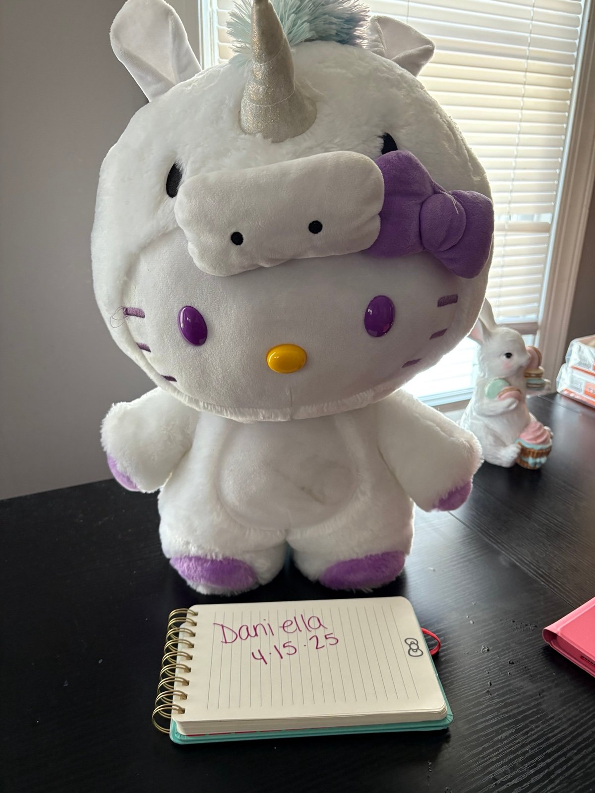 hello kitty unicorn greeter