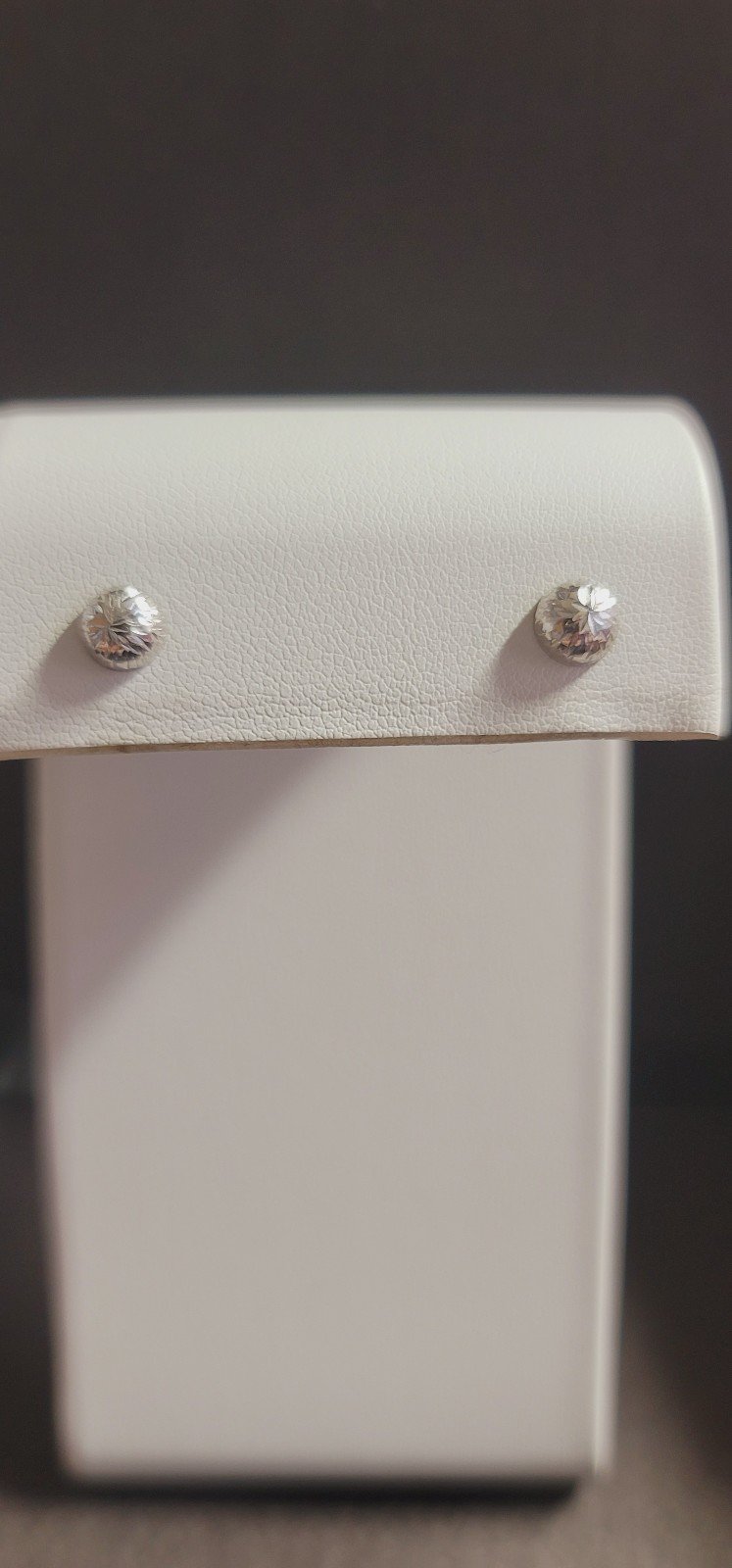 E155 14k White Gold Button Stud Earrings