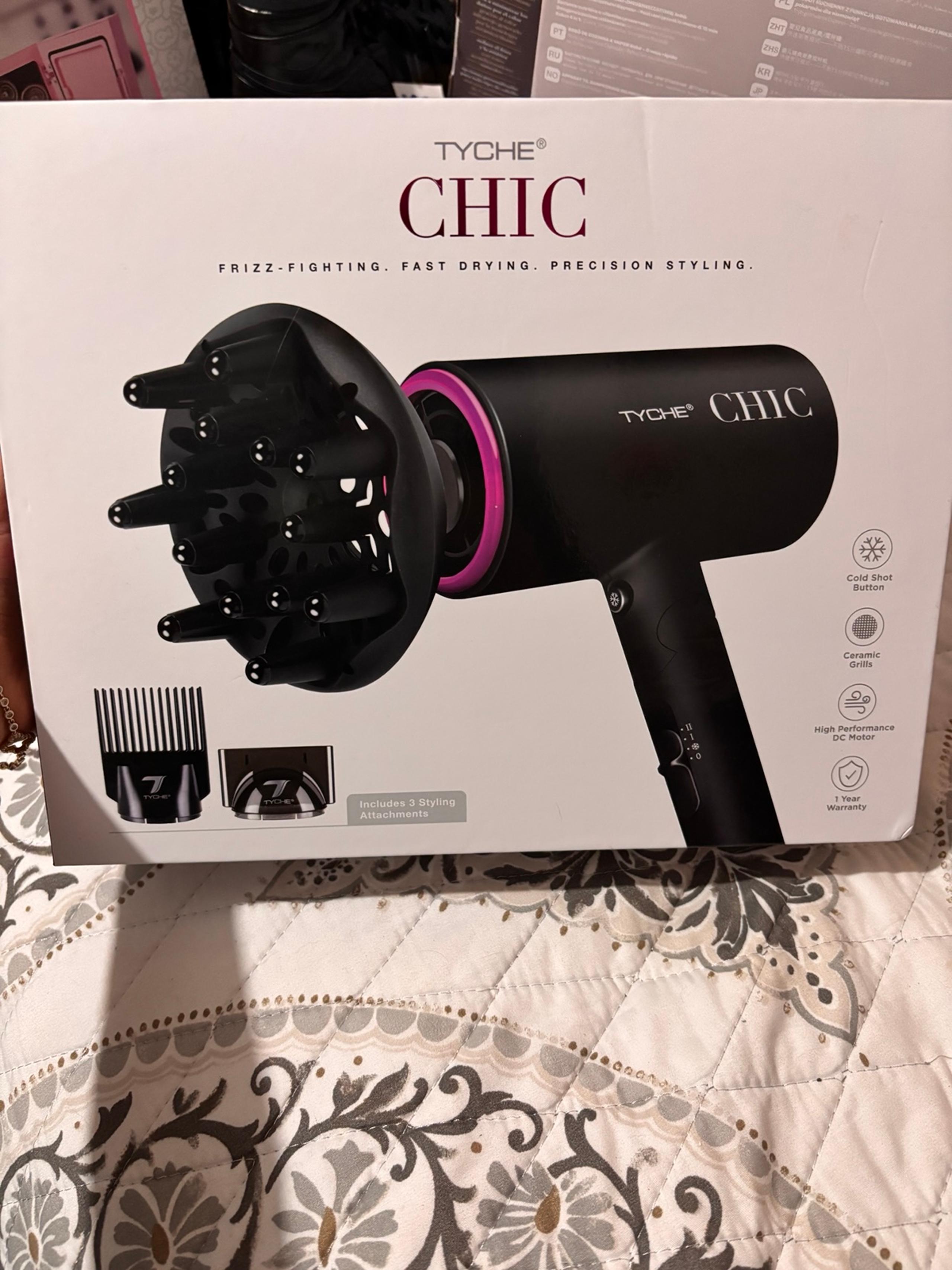 Tyche Chic Blow dryer