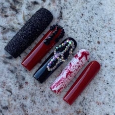 PRESS ON NAILS // SCREAM // HALLOWEEN