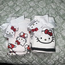 Hello kitty hand towels