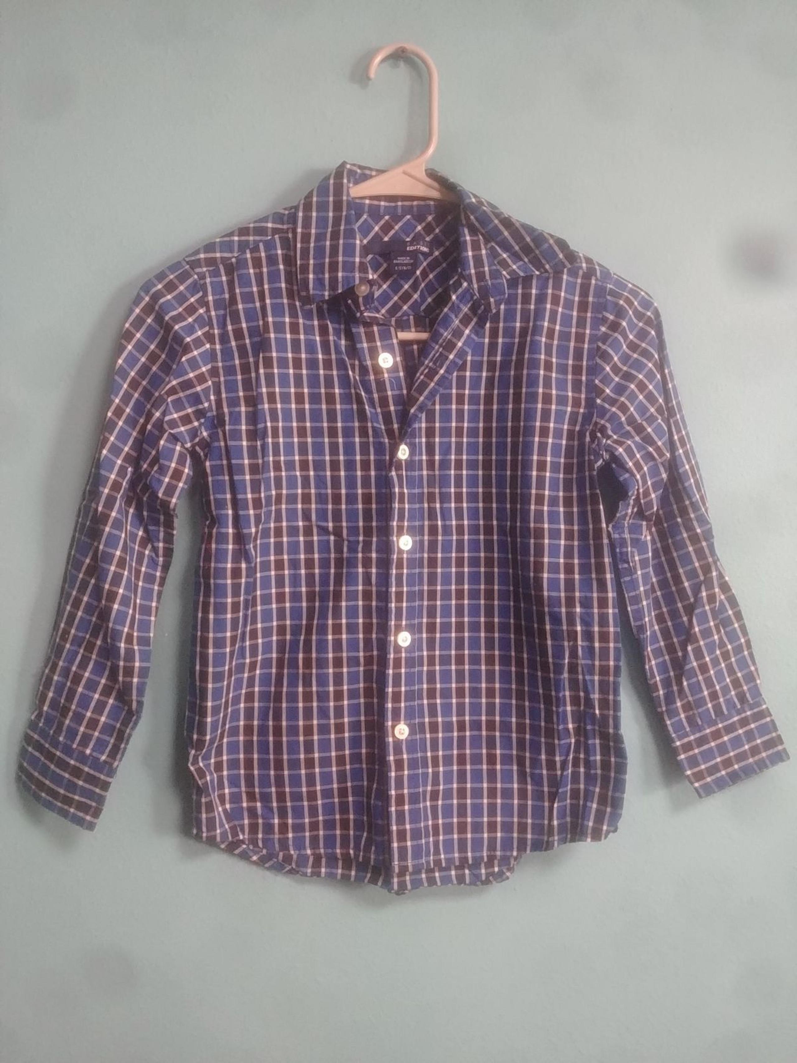 6/7 button up plaid shirt