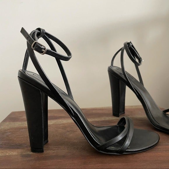 Chunky heels