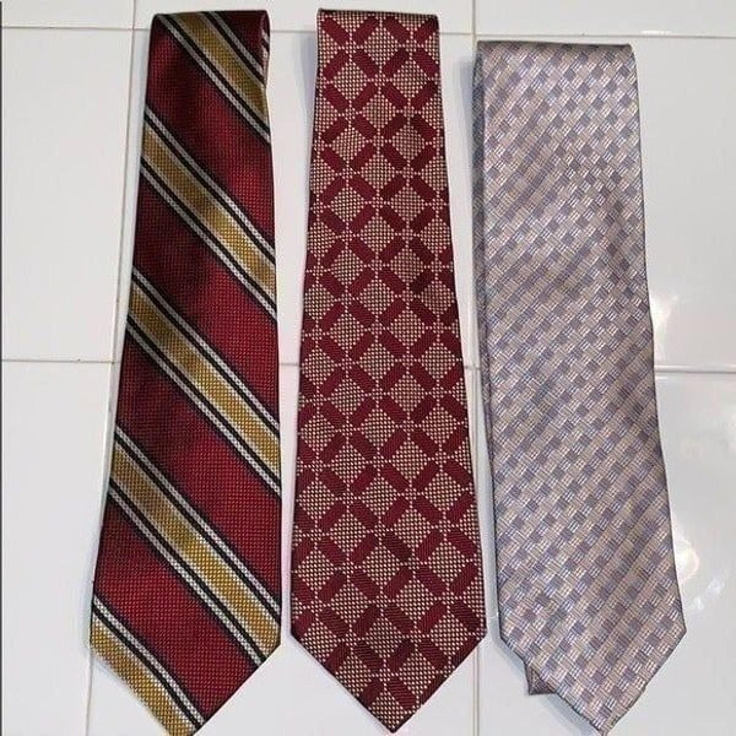 Vtg bundle of 3 Hart Schaffner & Marx ties