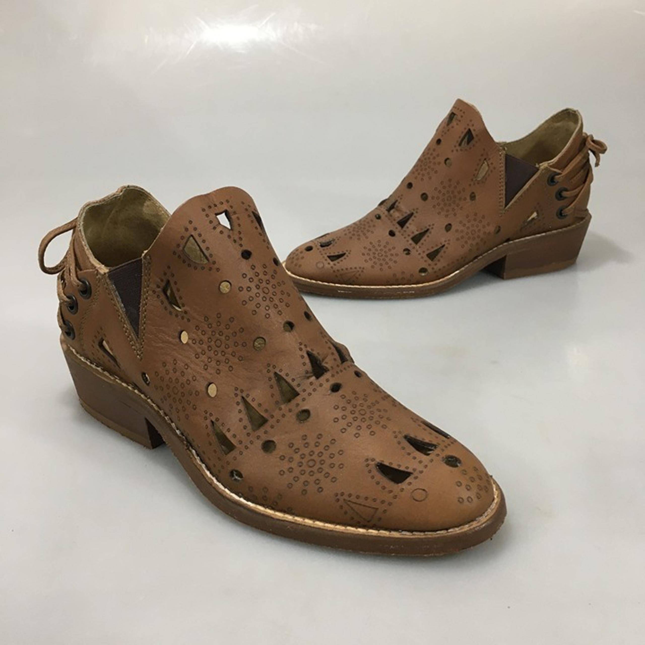 Musse & Cloud 36EU 5.5US Coolise Brown Leather Cutouts Ankle Boots Anthropologie