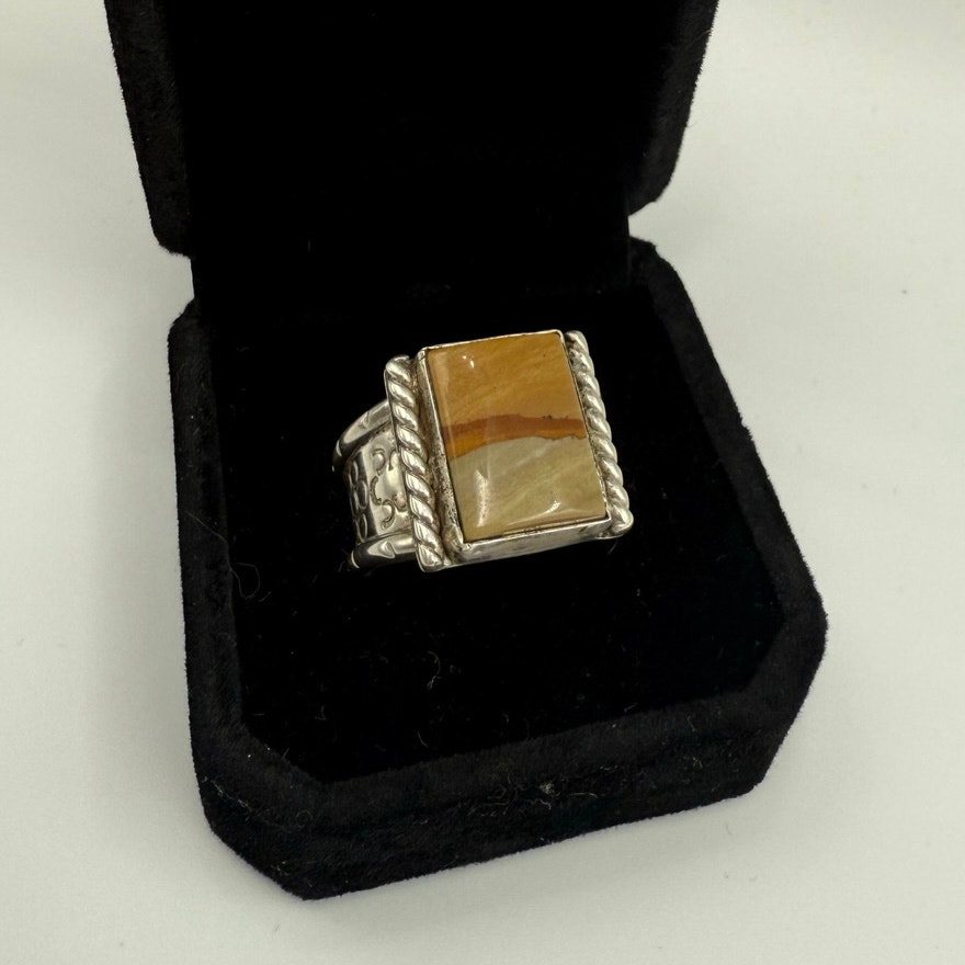 Vintage Sterling Silver Agate Stamped Design Ring Size - 10 1/2