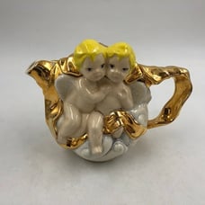 Pre-Owned Ceramic 6.5in Gold Cherub Teapot CC02B39029