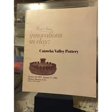 Innovations in Clay: Catawba Valley Pottery (Paperback) RARE TITLE