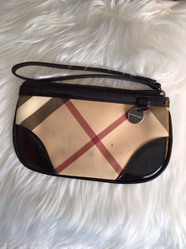 Authentic Burberry Wristlet- Great deal!
