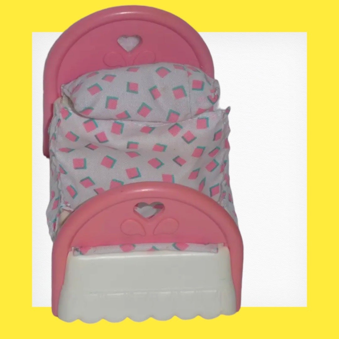 Fisher Price Loving Family Dream Dollhouse Pink & White Bedd Blanket Pillow Rare