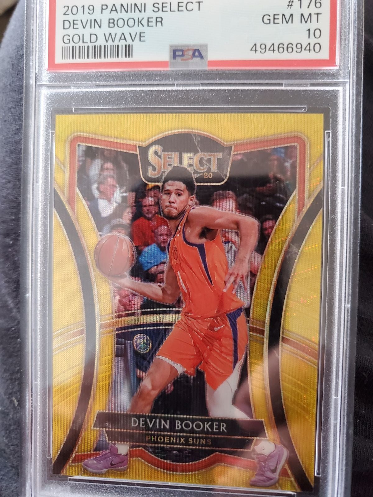 Devin Booker 2019 Panini Gold Wave PSA 10