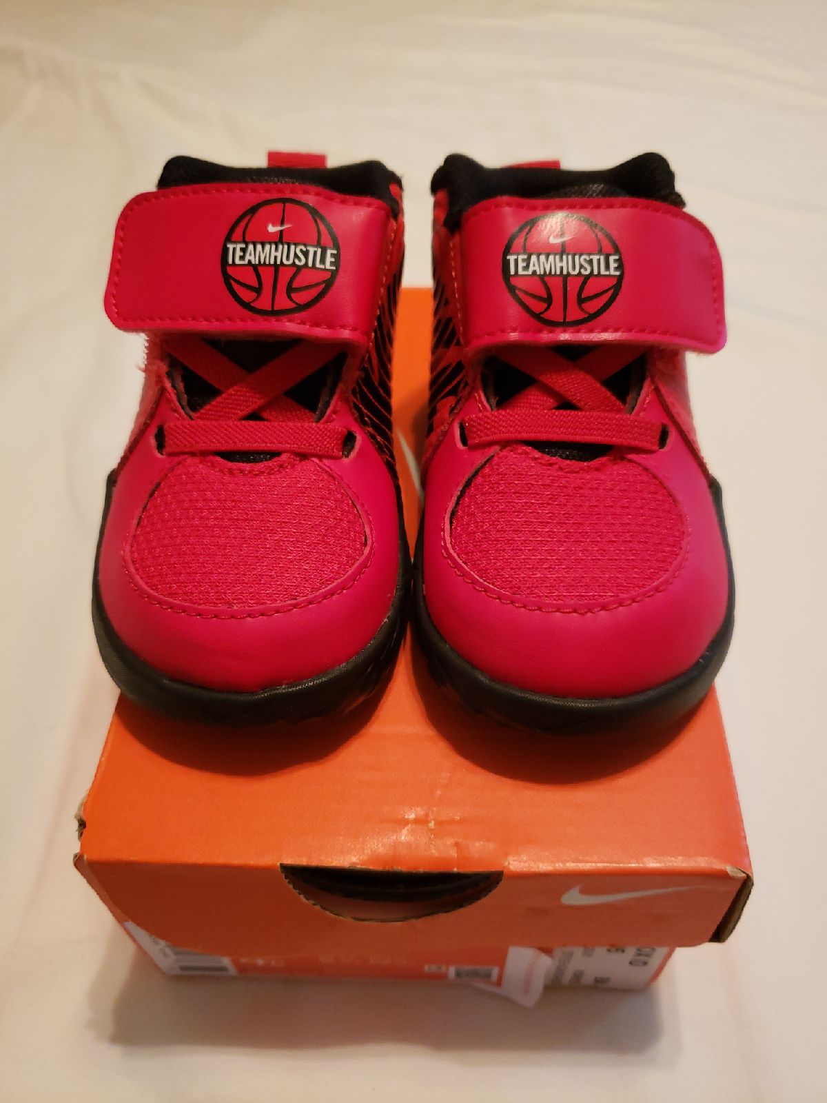 NIB Nike Sneakers