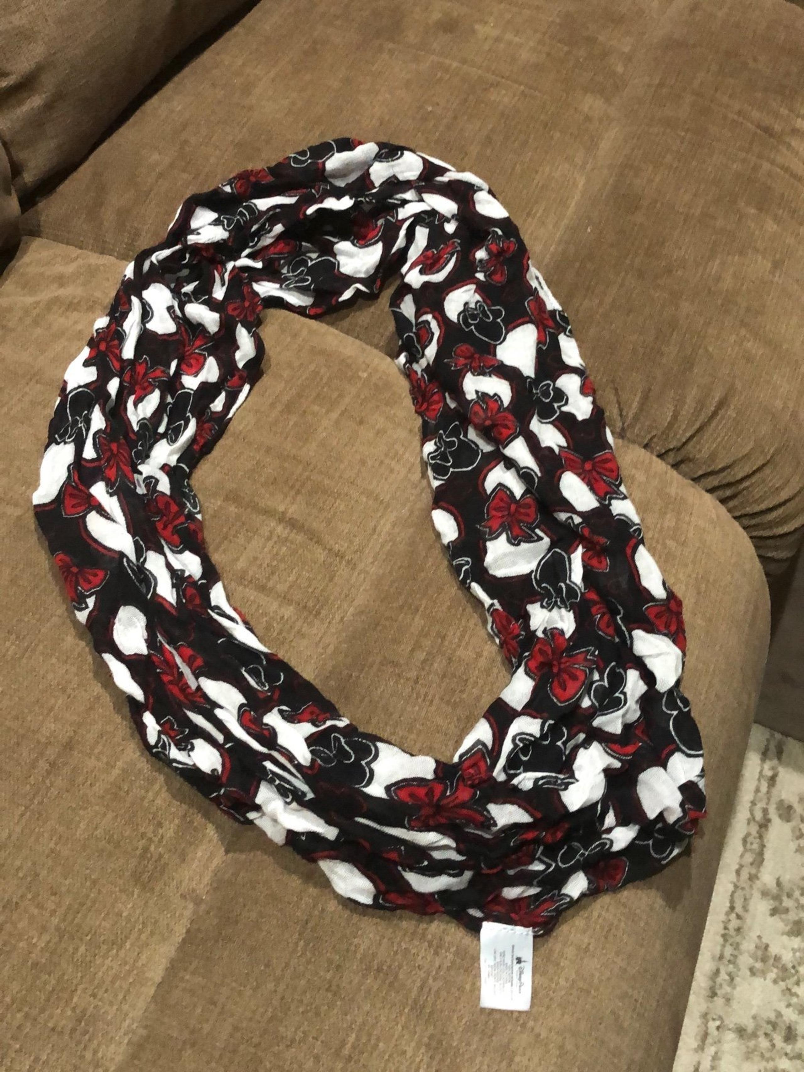 Disney Infinity Scarf