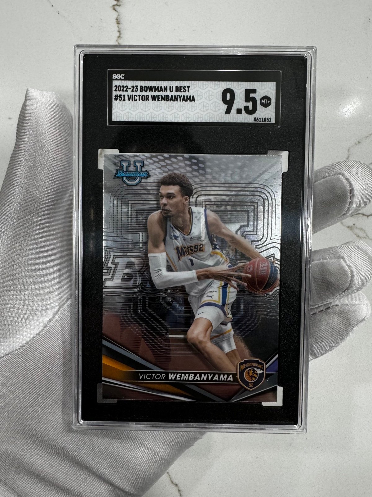 VICTOR WEMBANYAMA 51 2022-23 Bowman U Best PARALLEL / VARIATION
