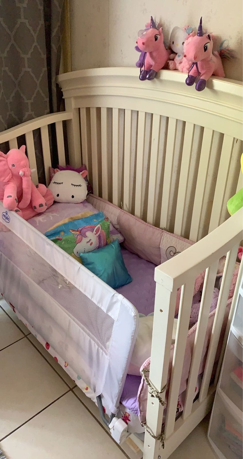 Baby crib