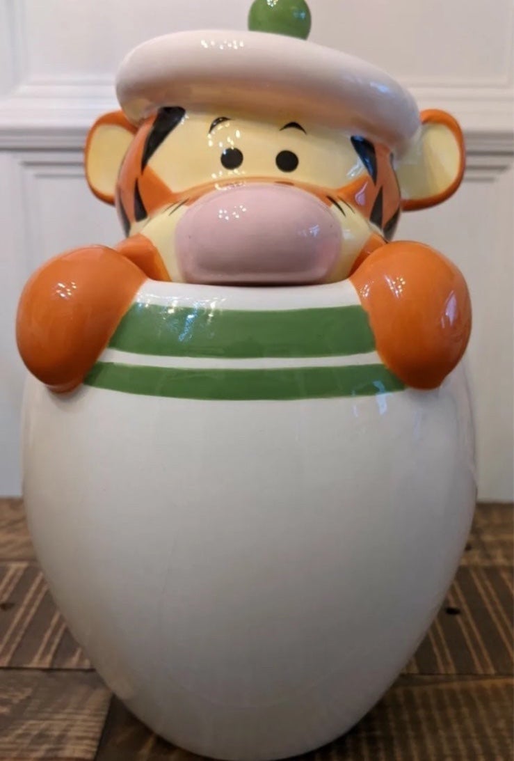 Disney Winnie the Pooh Cookie Jar Bundle