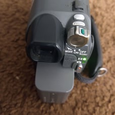 2 Sony camcorder HC21+105