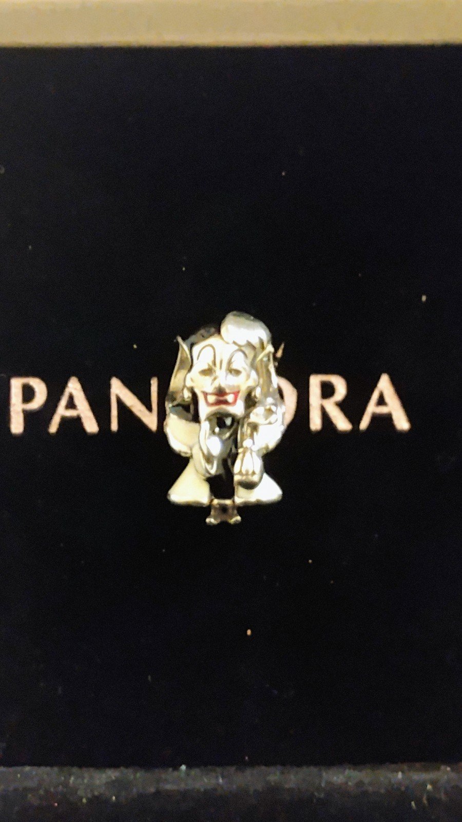 Pandora Disney Villains Cruella De Vil Charm