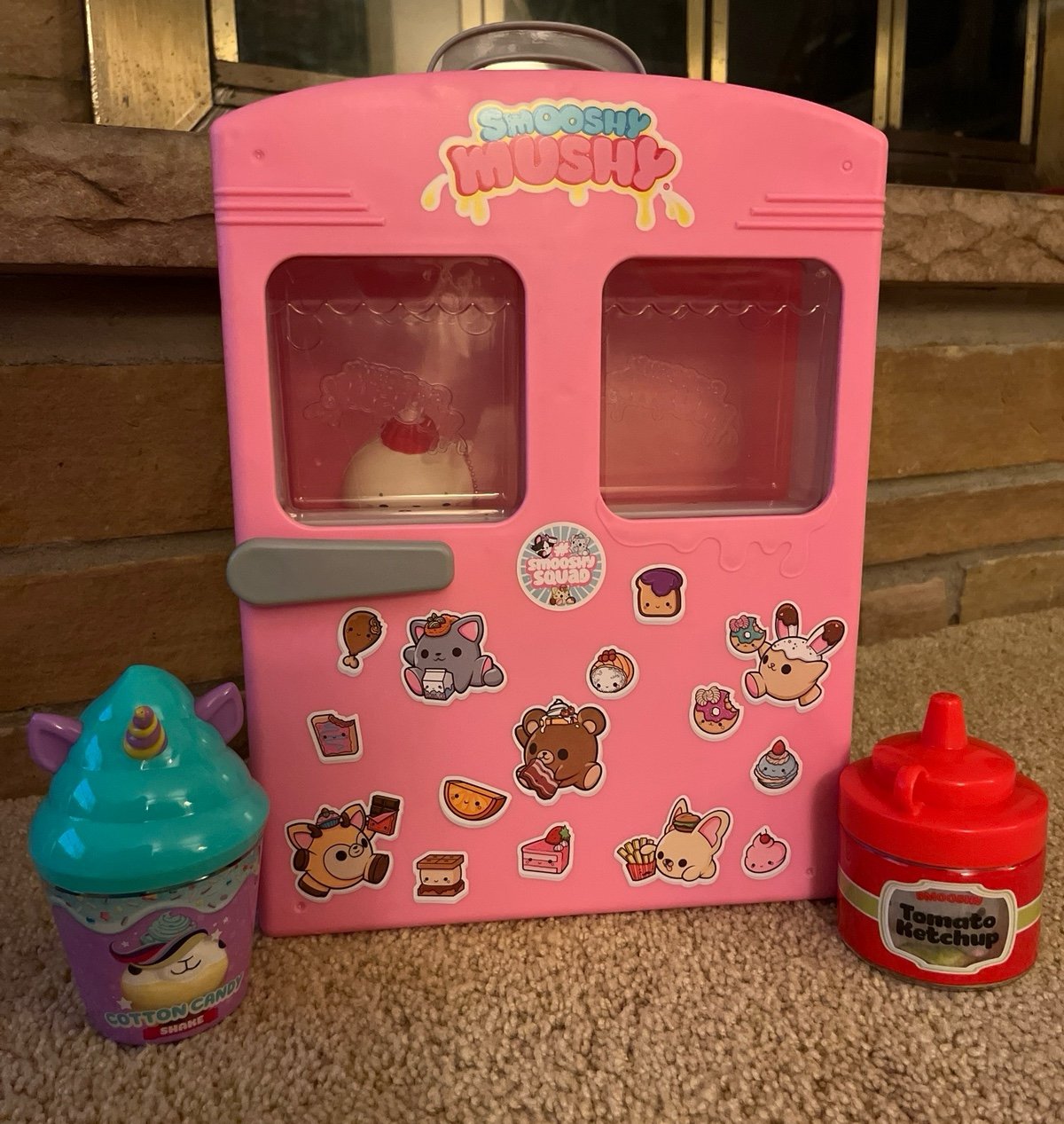 Smooshy Mushy Fridge + Extra Squishies