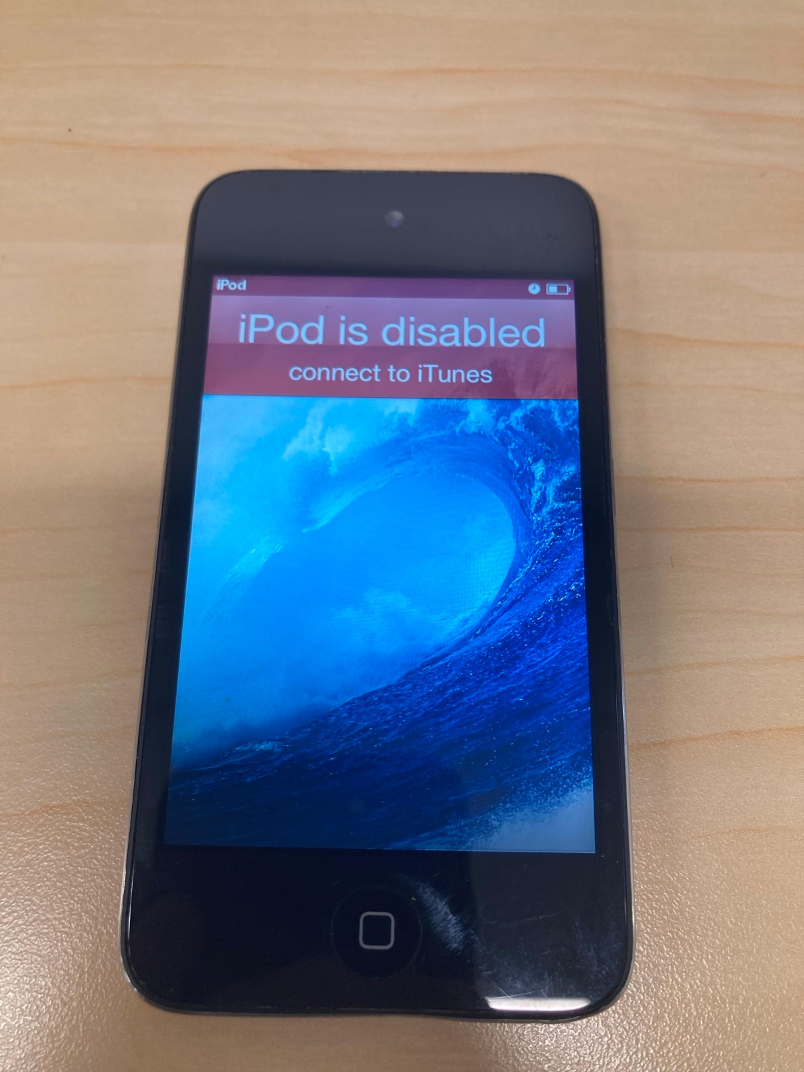 Apple iPod Touch A1367 4th Generation 8GB SILVER Good Screen Disabled AS IS