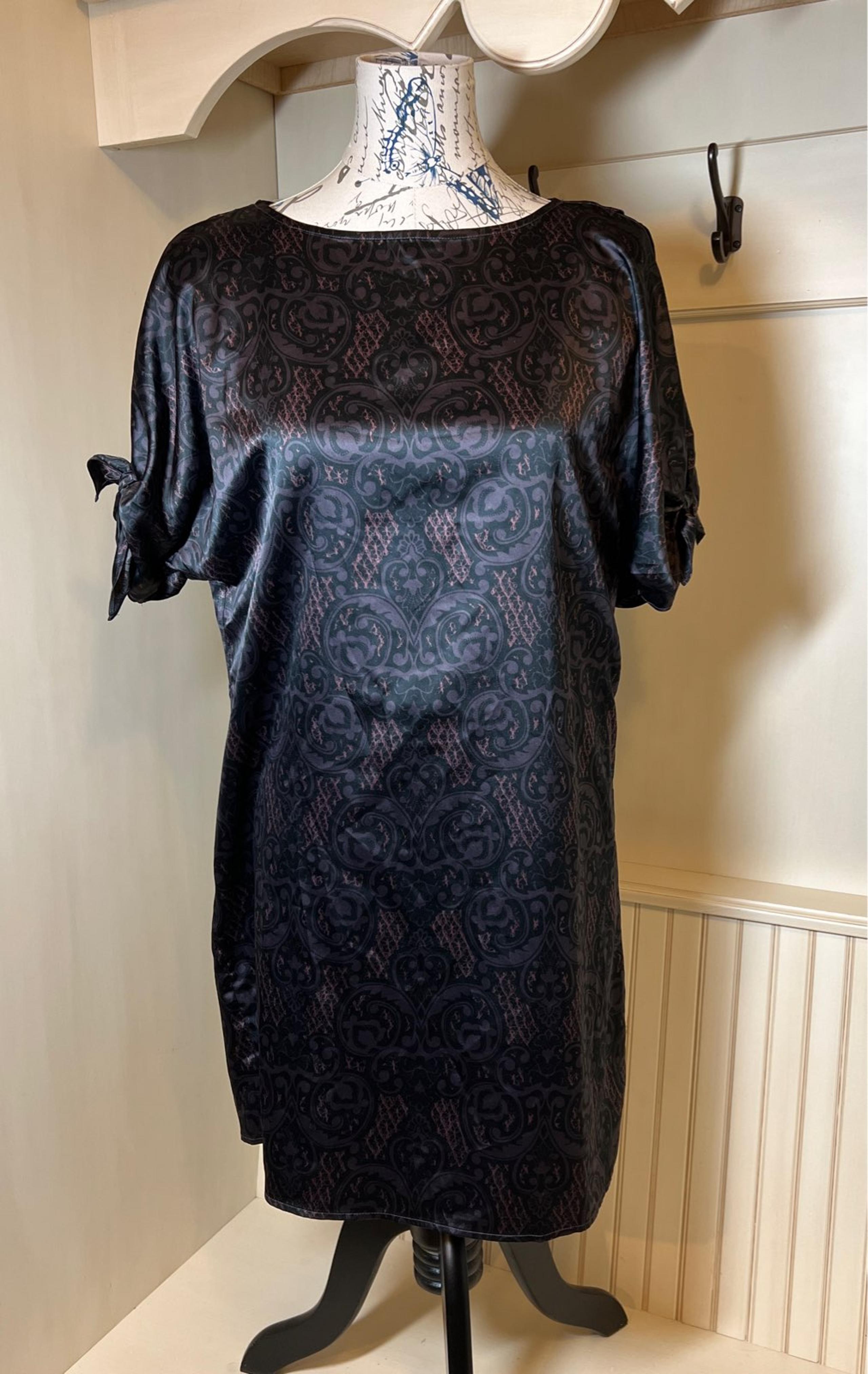 Daisy Fuentes dress size S NWT
