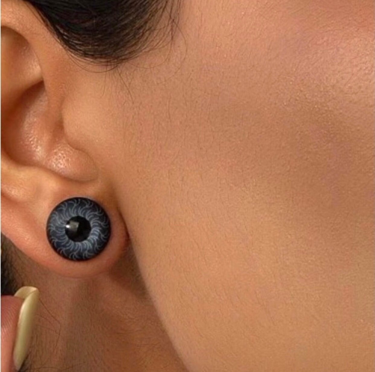 Doll Eyes- Eyeball Googly Evil Eye Wavy Squiggly Iris Oddity Creepy Replica Stud