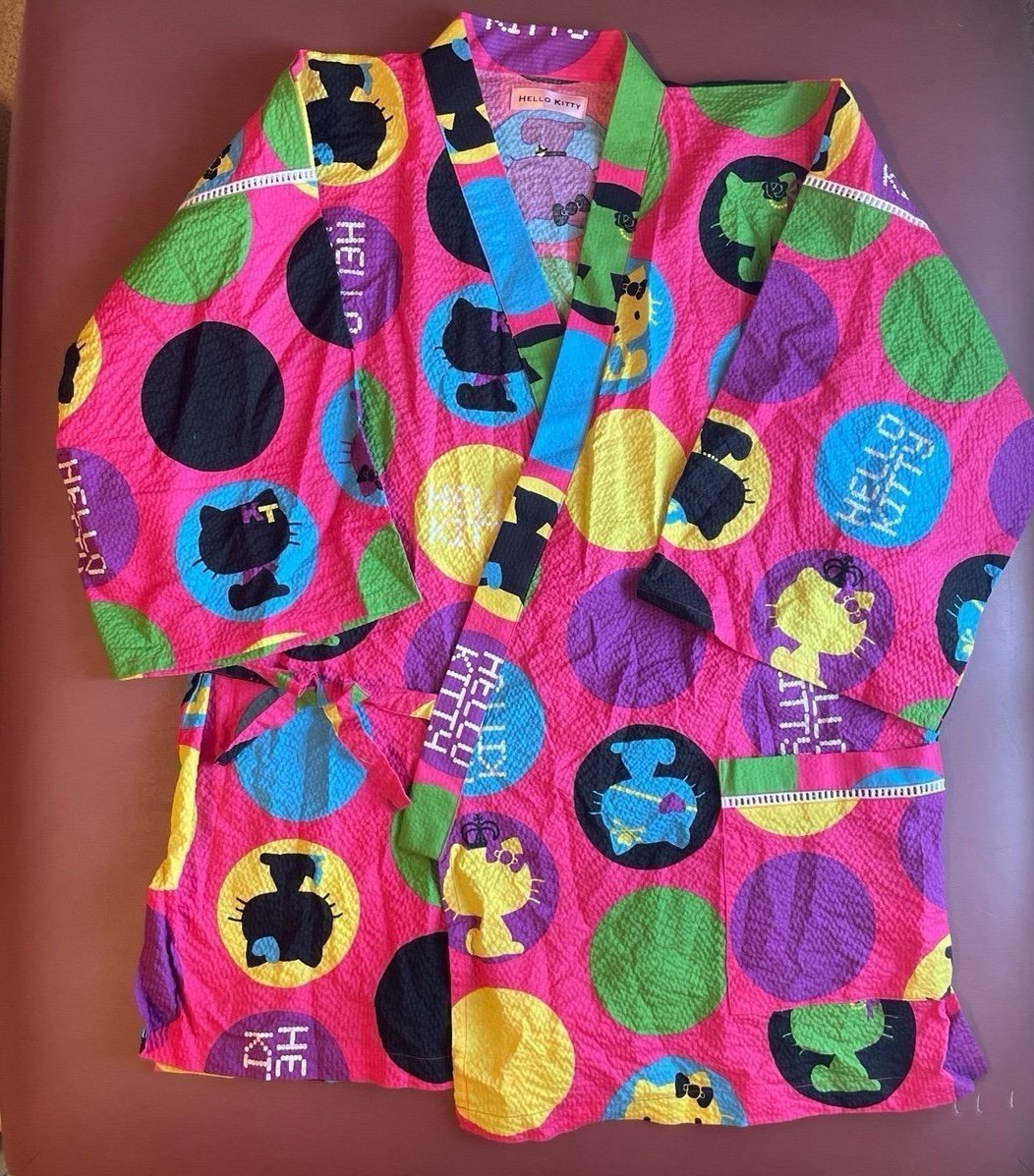 Hello Kitty Kimono and shorts Pink