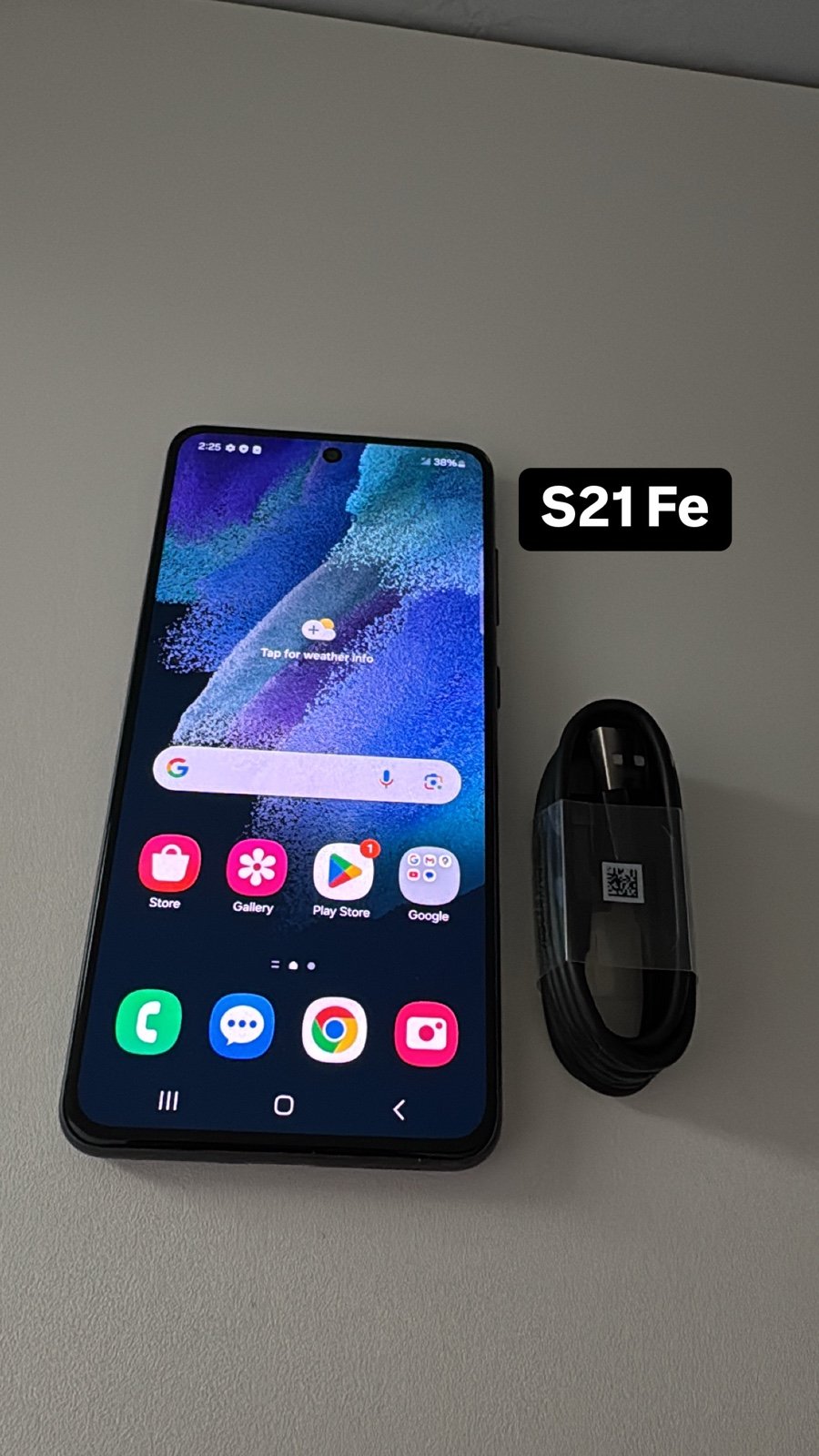 Samsung Galaxy S21 FE 5g. Like New And Unlocked!