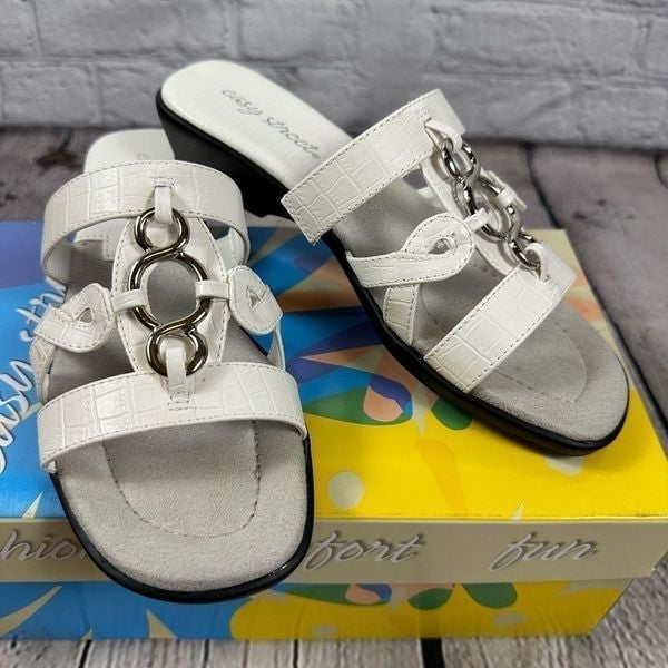 Easy street torrid sandal deals