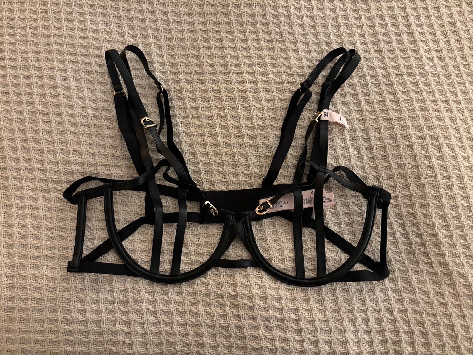Delicate Leather and buckle bra