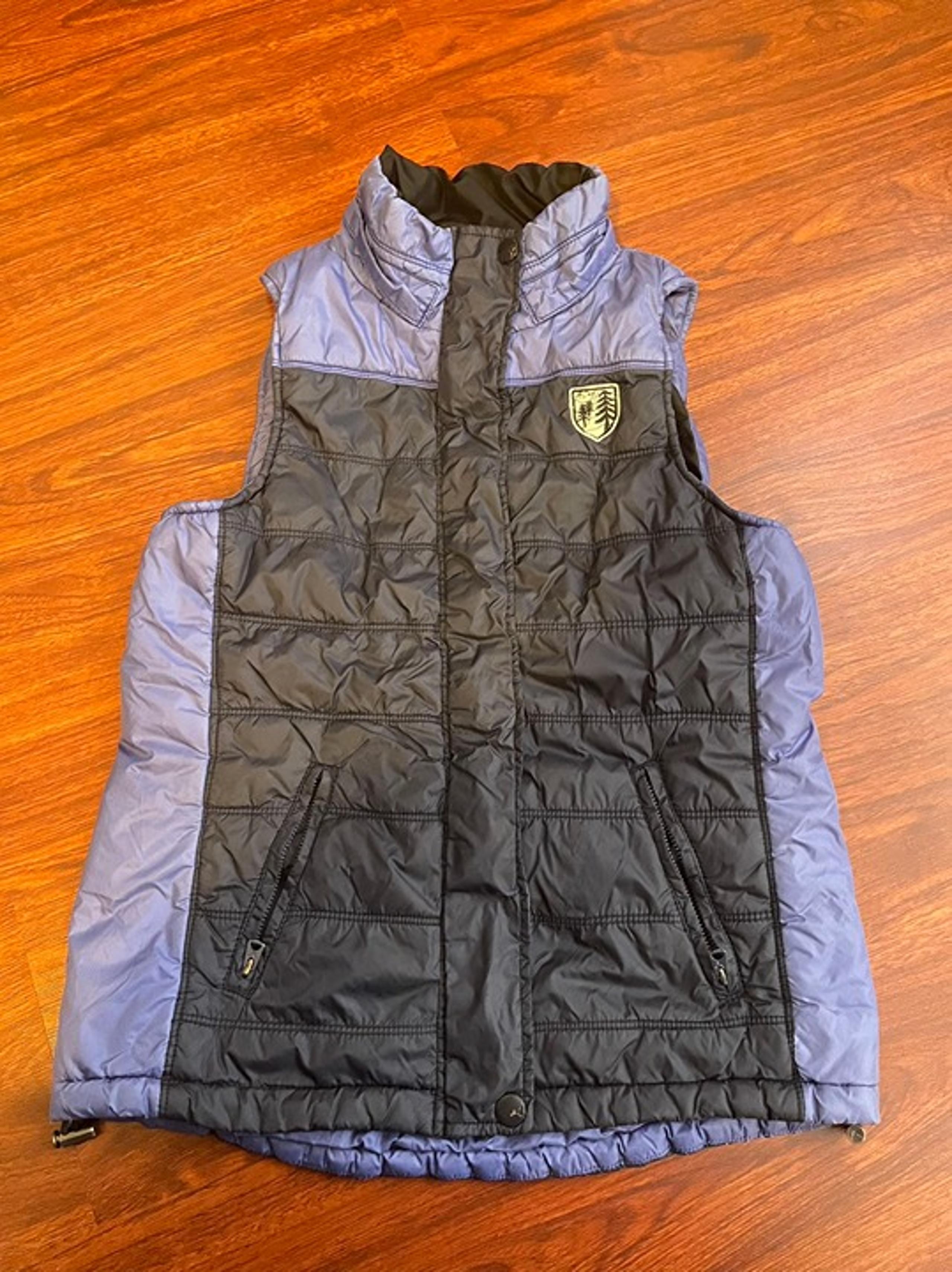 American Eagle Women's Vest Size M