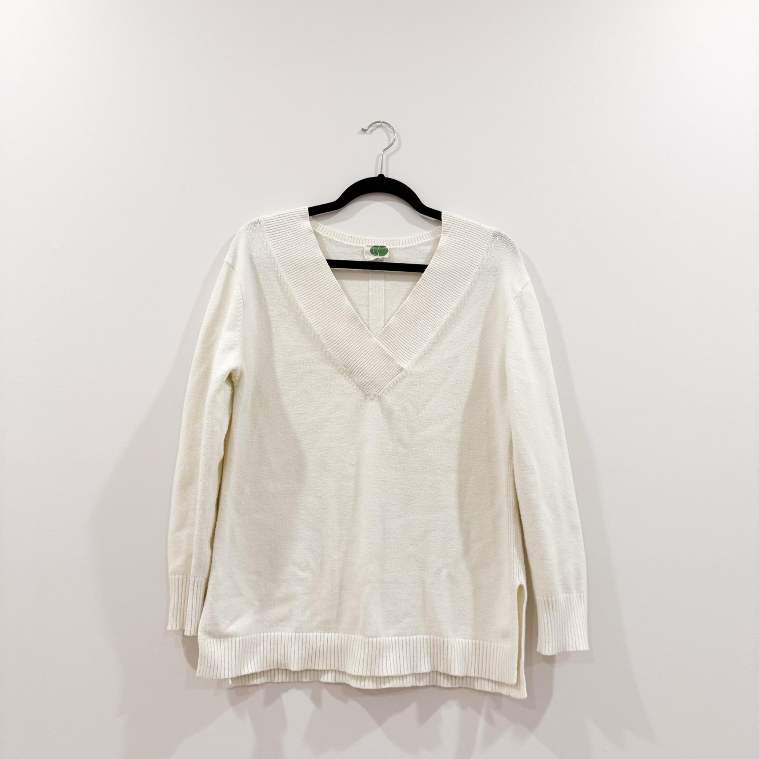 Anthropologie - Ivory Off White V-neck Pullover Sweater