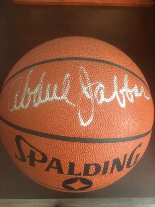 Kareem Abdul-Jabaar Autographed NBA Basketball/Rookie Card