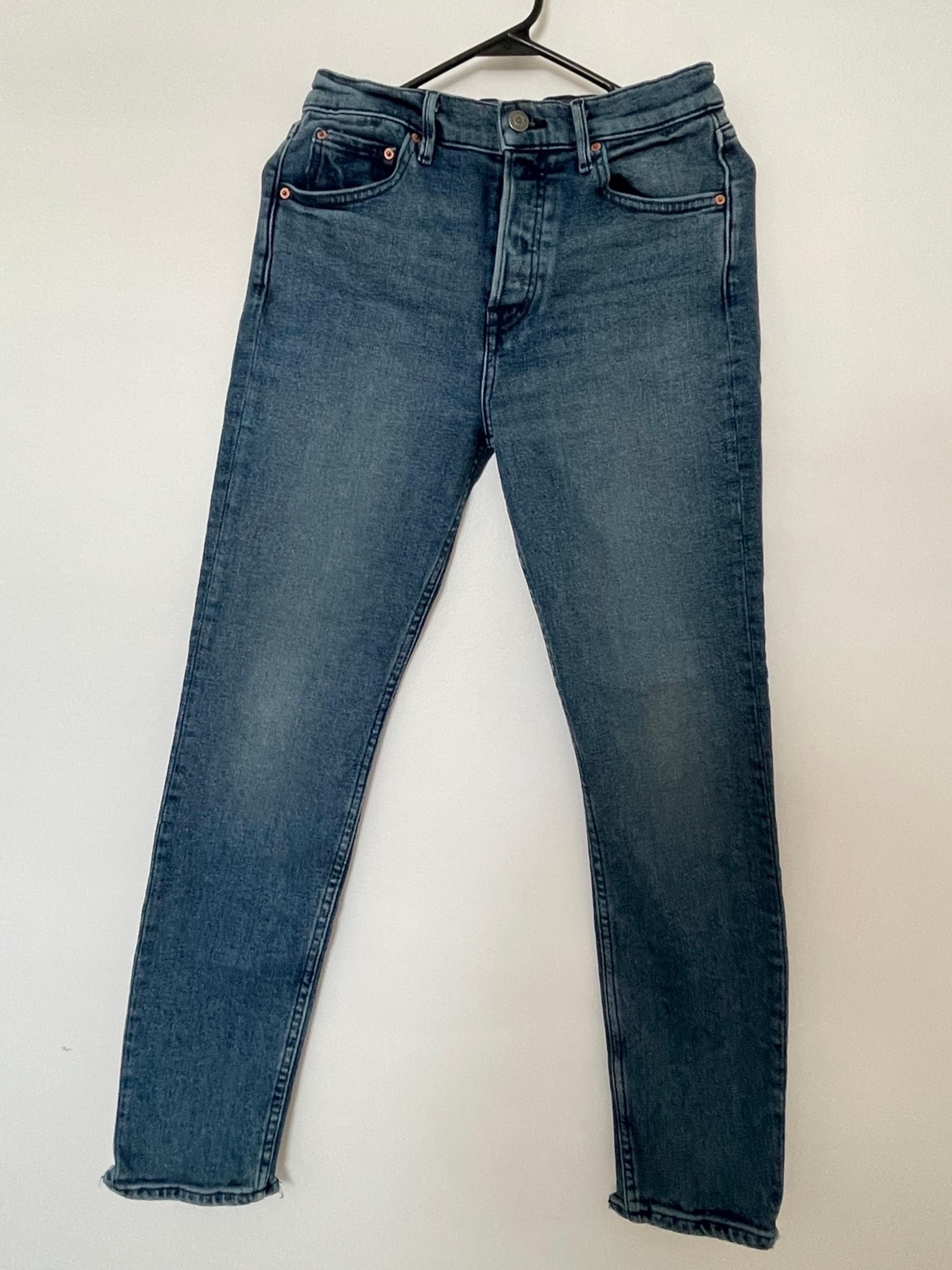 GRLFRND Karolina Jeans
