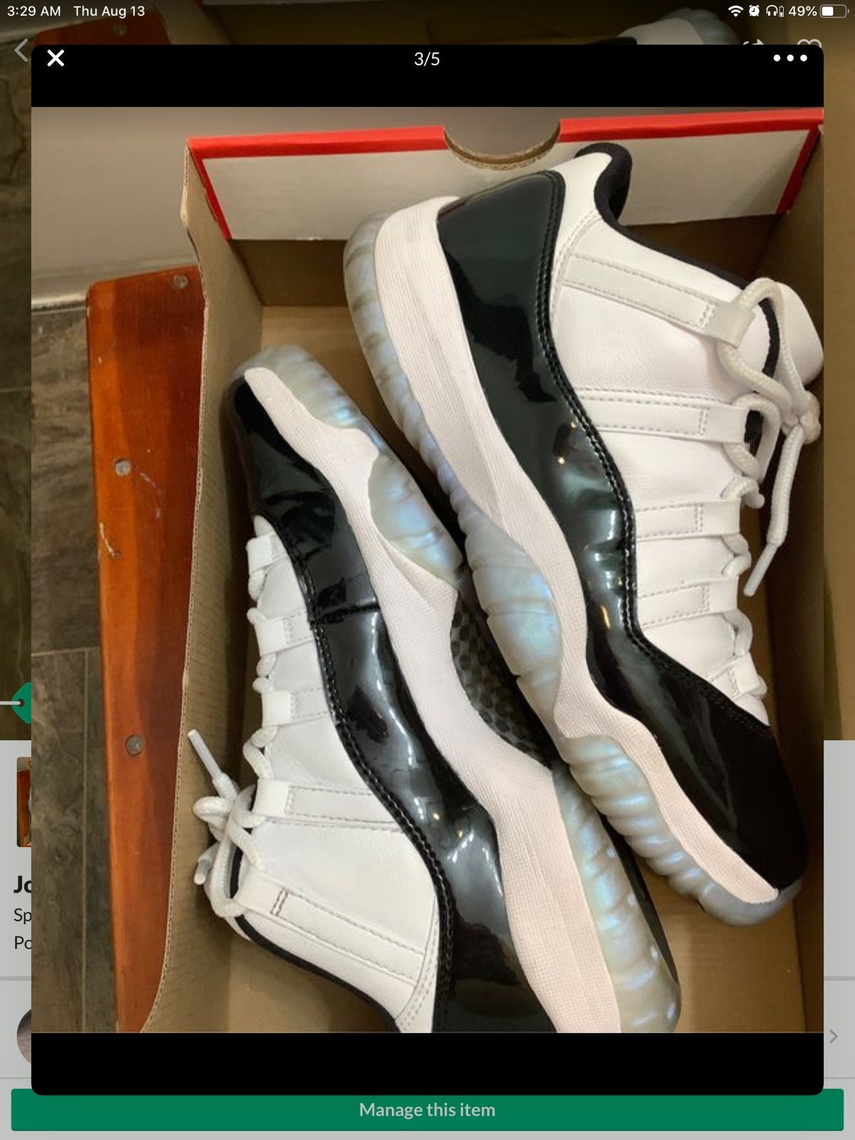 Jordan 11 low emerald