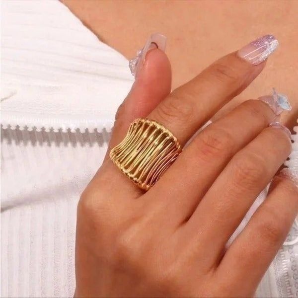 New Stunning Large Gold Mesh Design Boho Ring