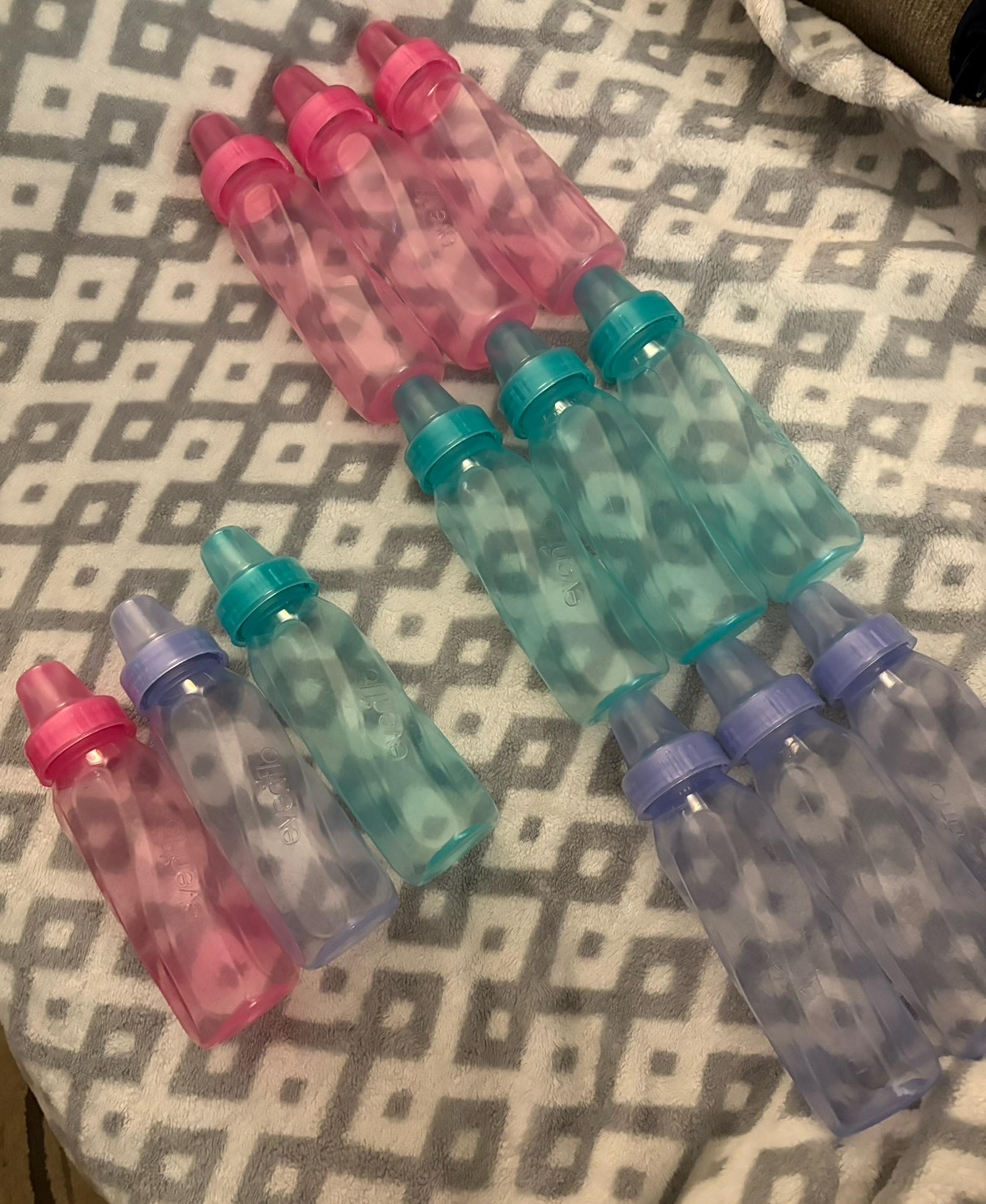 12 Evenflo Standard Baby Bottles