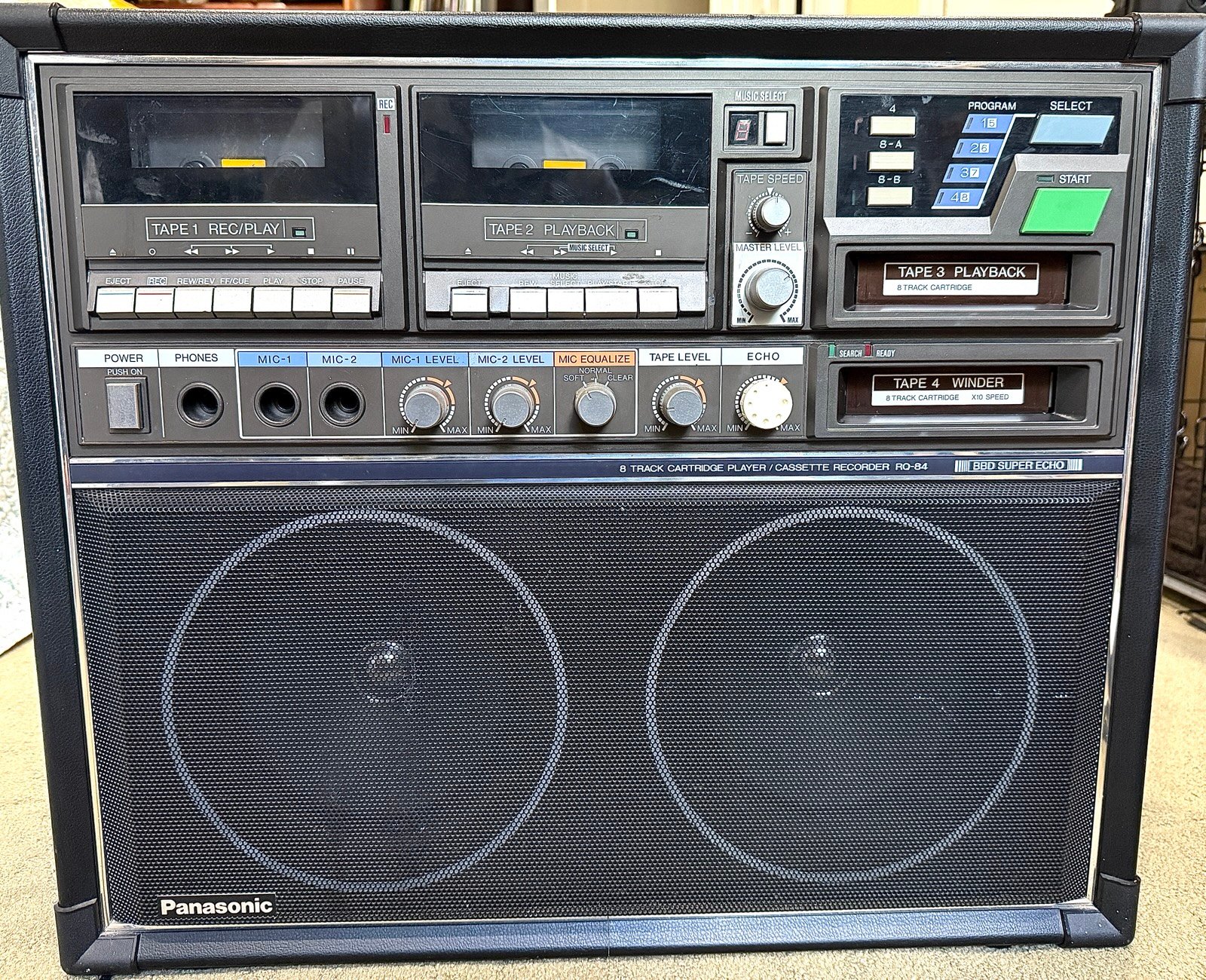 Panasonic 8track /cassette recorder and karaoke machine RQ 84 1970s