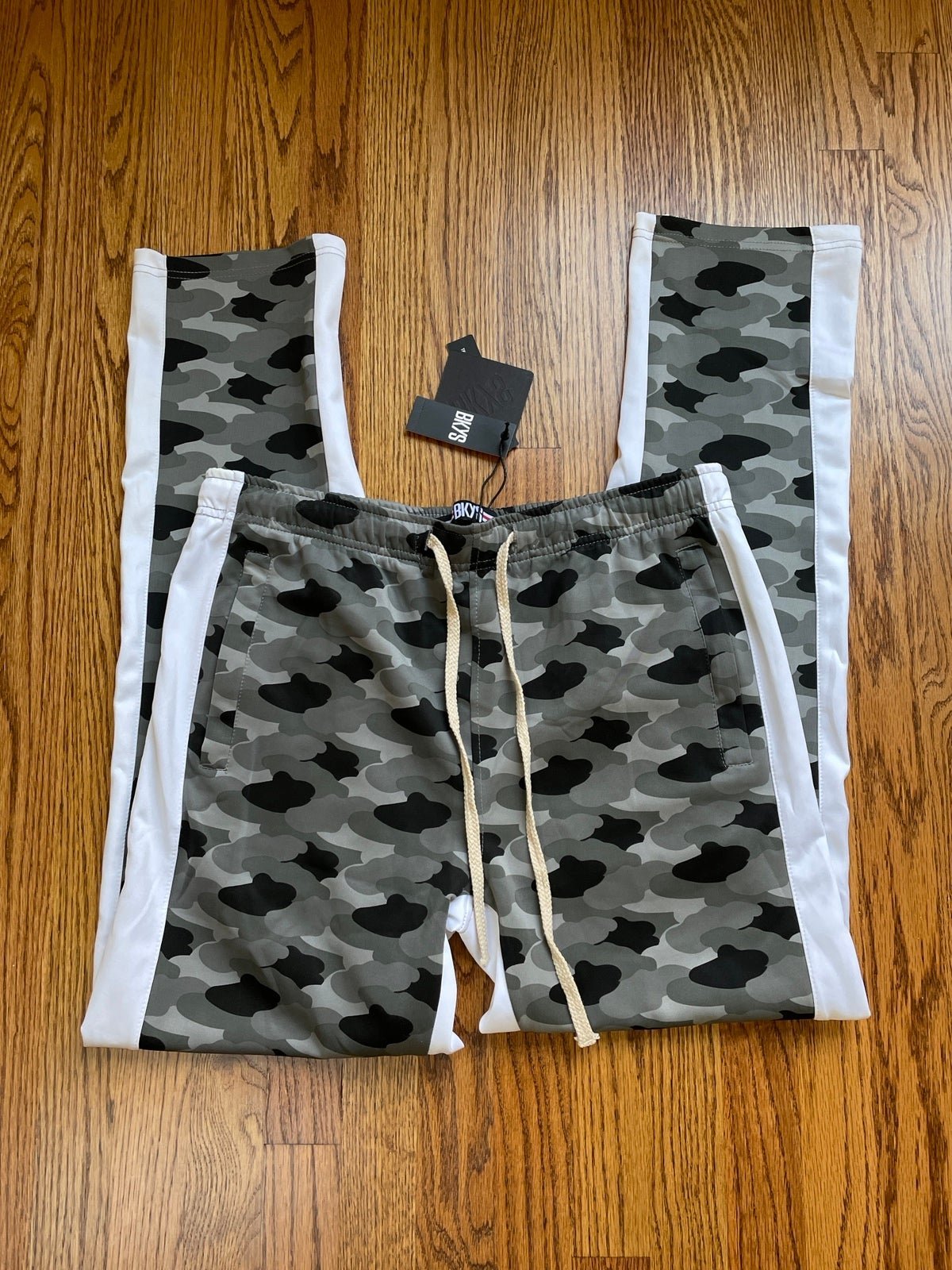 BKYS Men's Size XL Black Camo Striped Joggers Track Pants with Pockets NWT